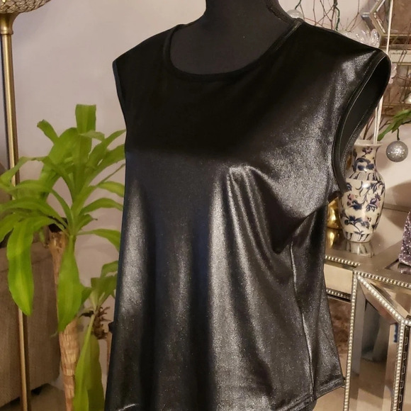 Sukishufu made in England asymmetric velvet blouse size XS-S NWOT - Picture 2 of 7